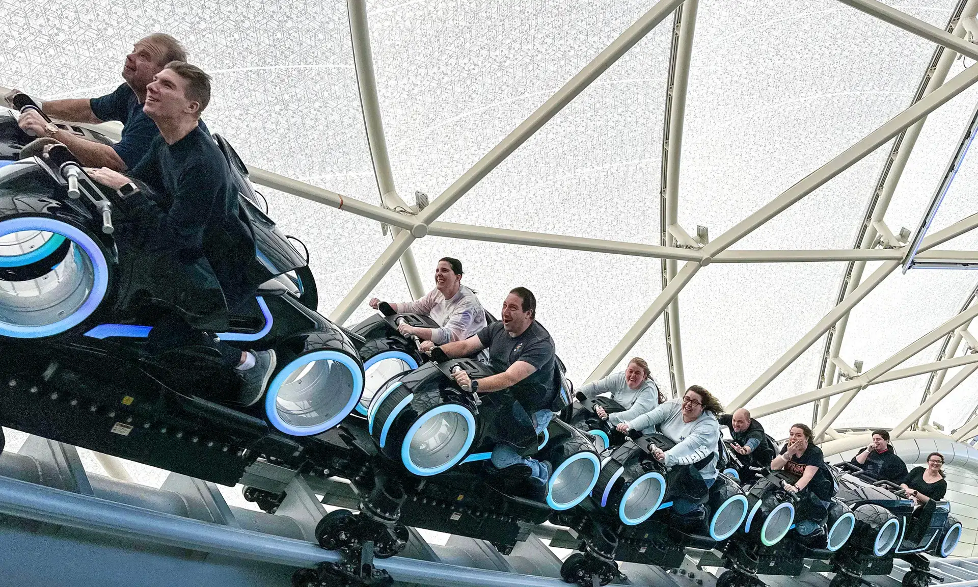 TRON Lightcycle / Run: The Ultimate Guide to Enter the Grid